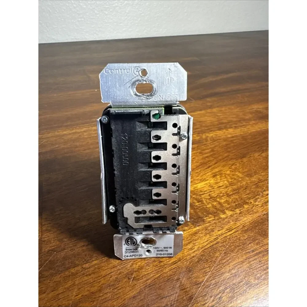 Control 4 Control4 C4-APD120 Adaptive Phase Dimmer - Picture 1 of 3